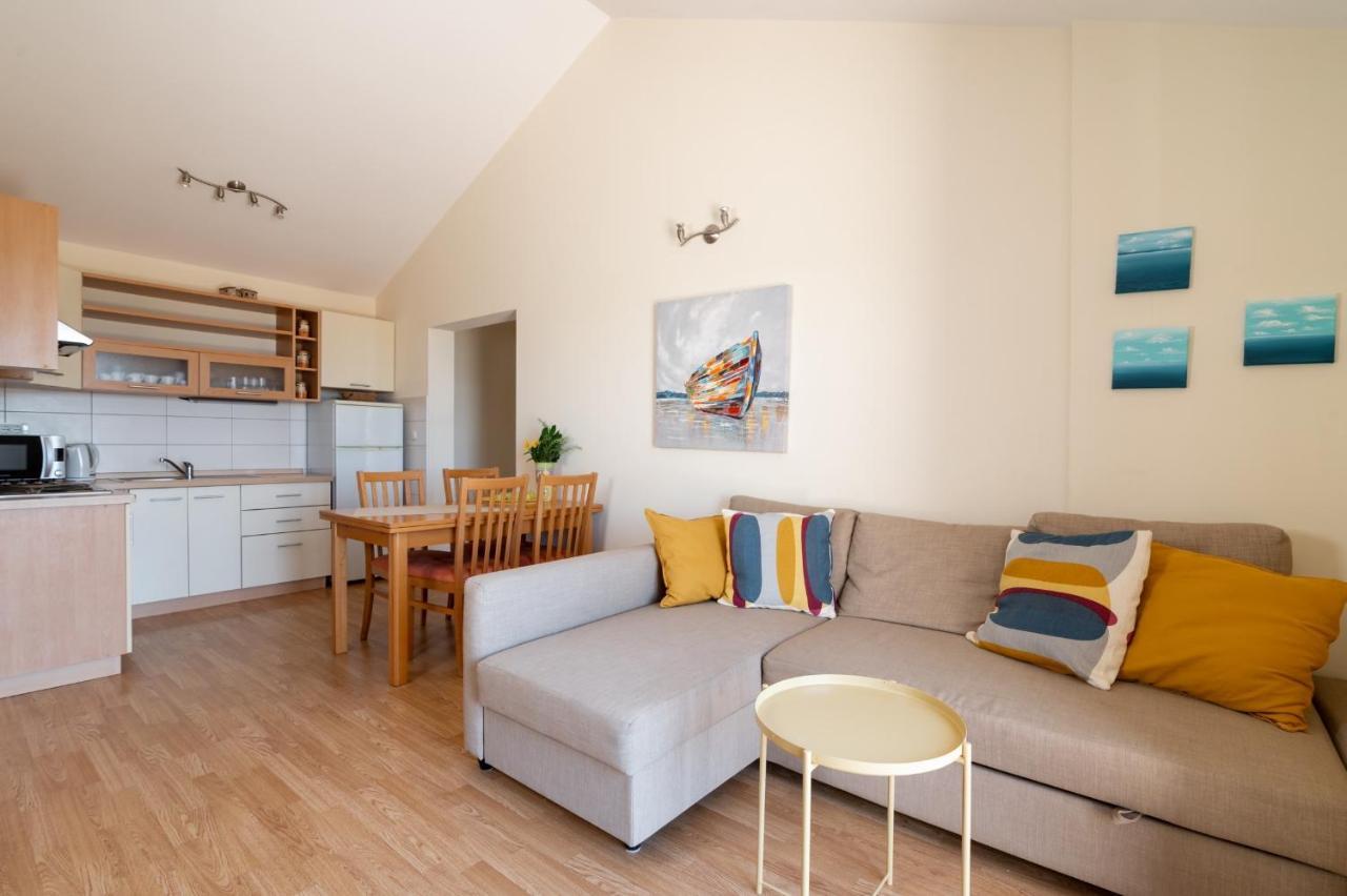 Apartments Rozelyn Ugljan Extérieur photo